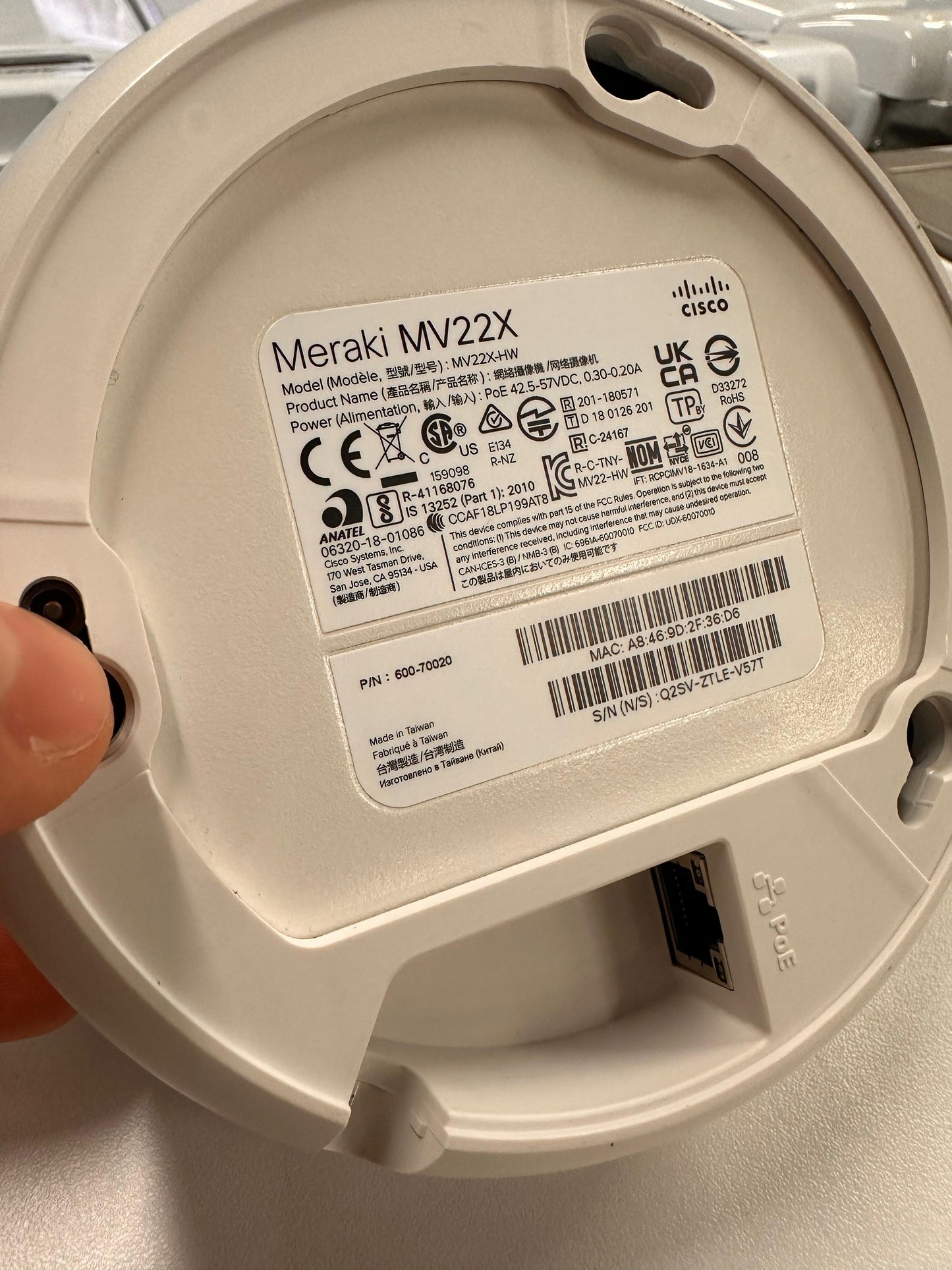Camera inteligenta de securitate interioara – Cisco Meraki MV22X