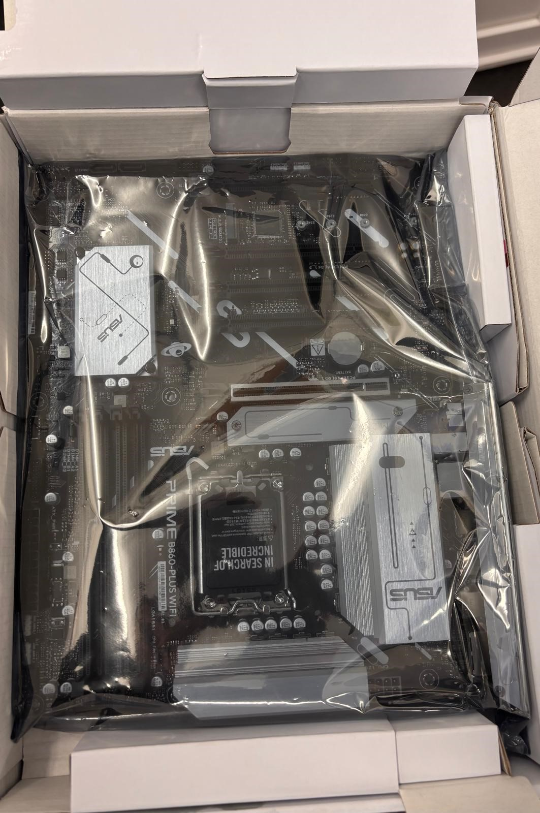 Placa de baza ASUS PRIME B860-PLUS WIFI, Socket LGA1851, Resigilata